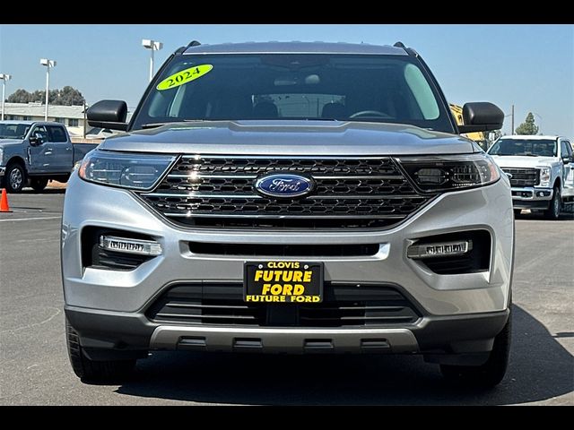 2024 Ford Explorer XLT