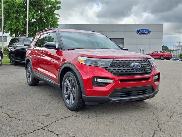 2024 Ford Explorer XLT