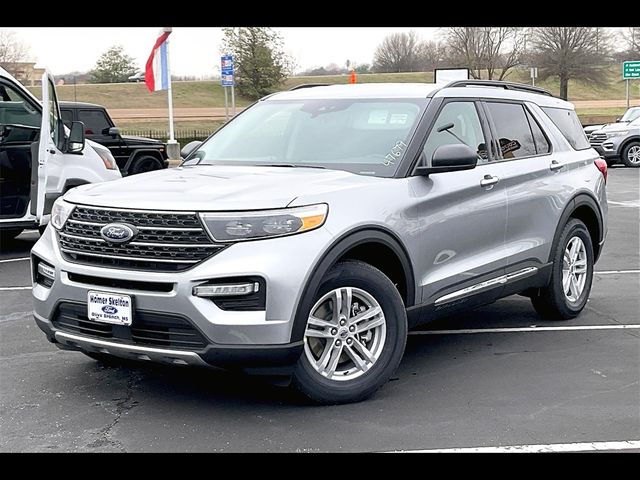 2024 Ford Explorer XLT