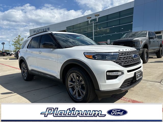 2024 Ford Explorer XLT