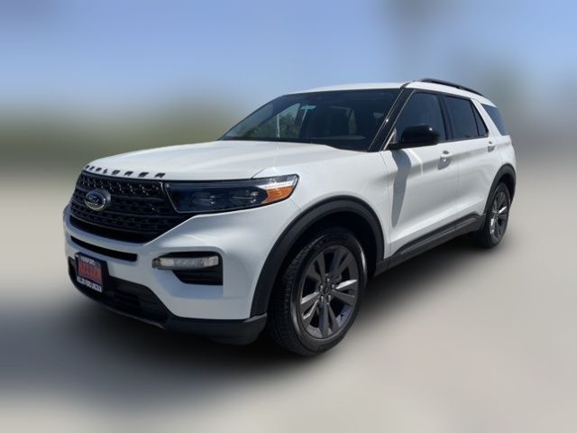 2024 Ford Explorer XLT