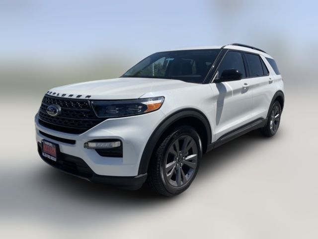 2024 Ford Explorer XLT