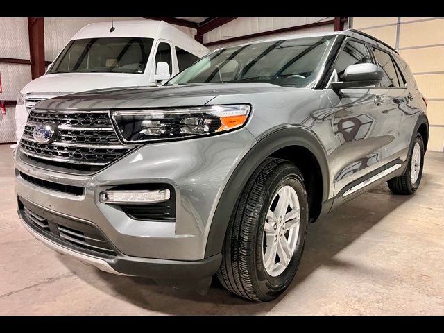 2024 Ford Explorer XLT