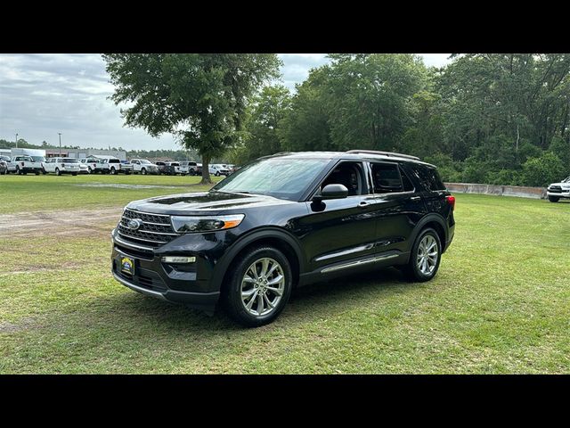 2024 Ford Explorer XLT