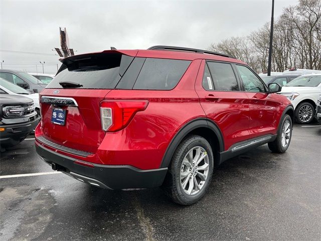 2024 Ford Explorer XLT