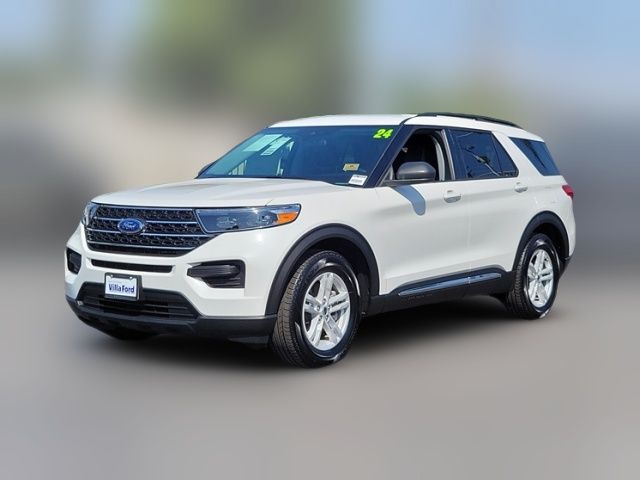 2024 Ford Explorer XLT