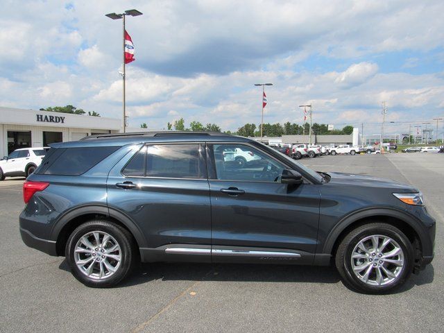 2024 Ford Explorer XLT