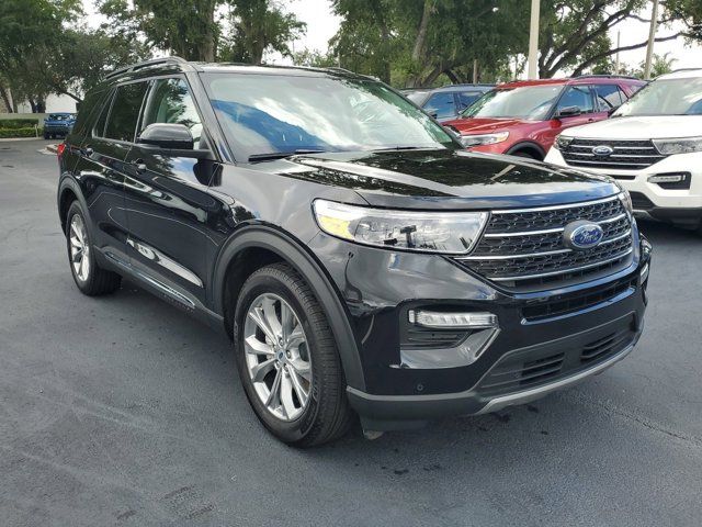 2024 Ford Explorer XLT