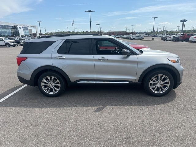 2024 Ford Explorer XLT