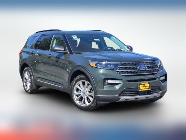 2024 Ford Explorer XLT