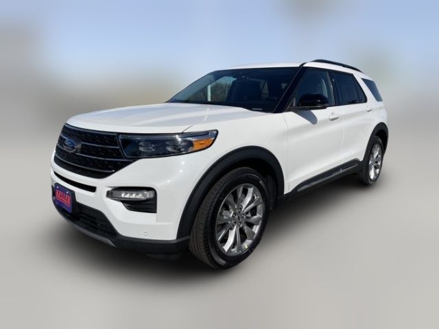 2024 Ford Explorer XLT