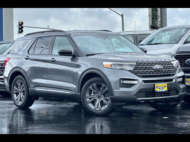 2024 Ford Explorer XLT