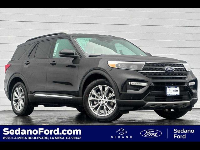 2024 Ford Explorer XLT