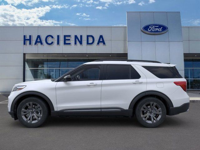 2024 Ford Explorer XLT