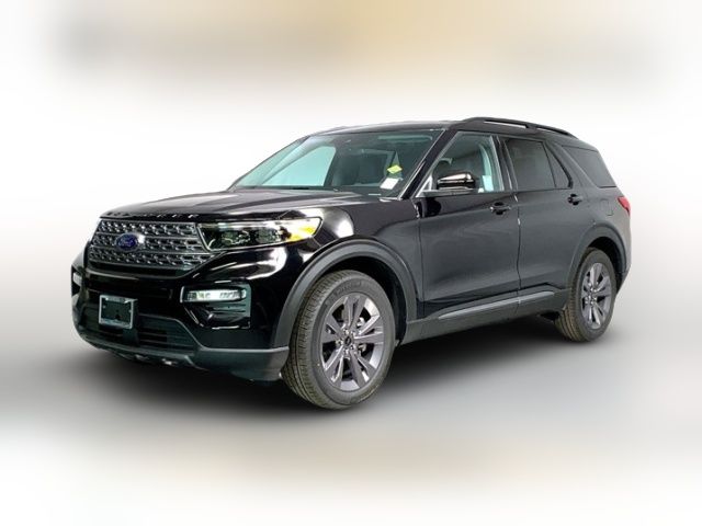 2024 Ford Explorer XLT