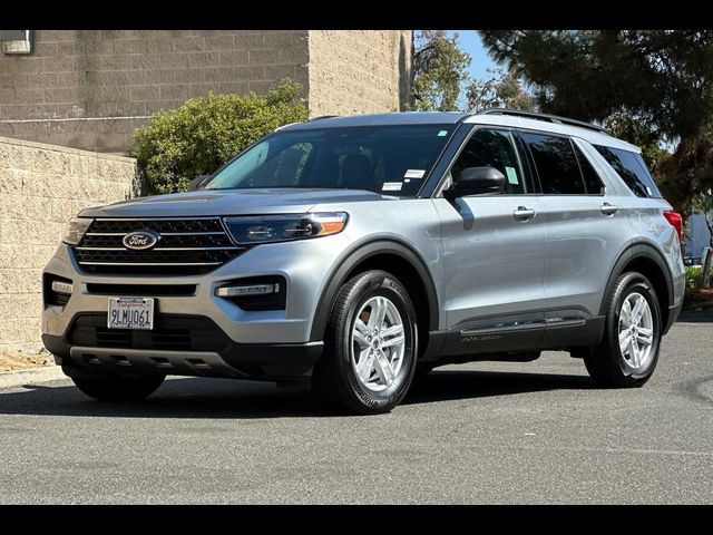 2024 Ford Explorer XLT