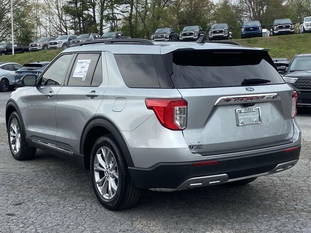 2024 Ford Explorer XLT