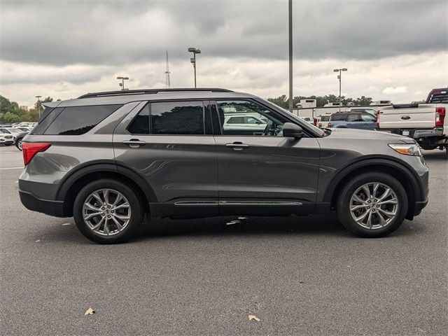 2024 Ford Explorer XLT