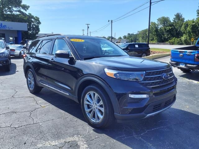 2024 Ford Explorer XLT