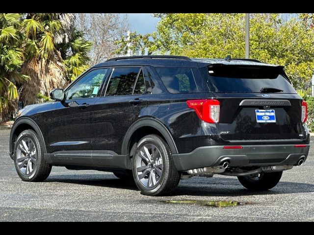 2024 Ford Explorer XLT