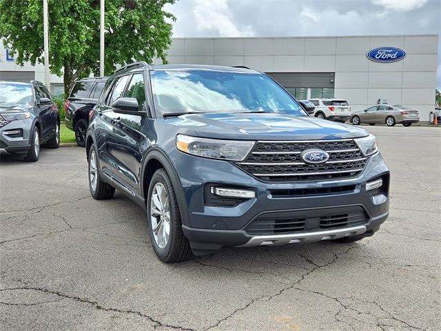 2024 Ford Explorer XLT