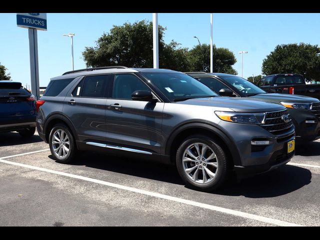 2024 Ford Explorer XLT