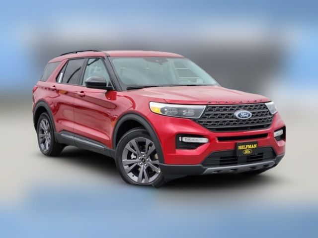 2024 Ford Explorer XLT