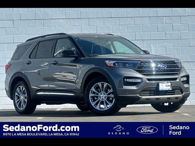 2024 Ford Explorer XLT