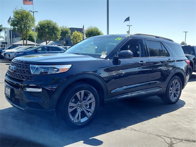 2024 Ford Explorer XLT