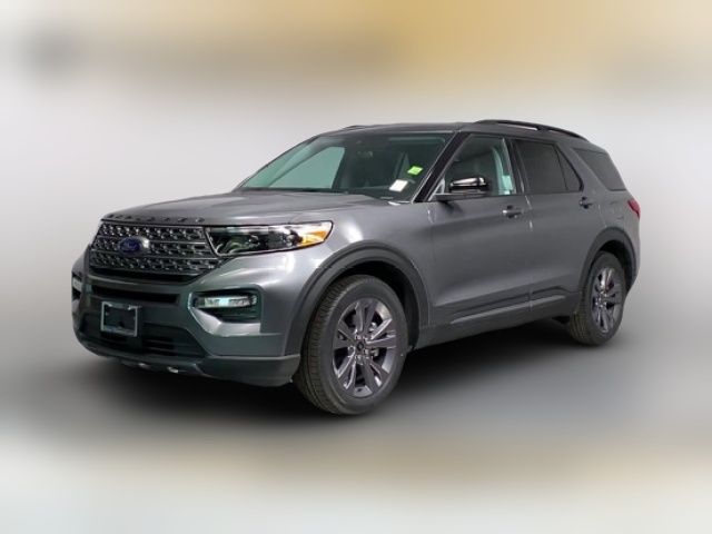 2024 Ford Explorer XLT