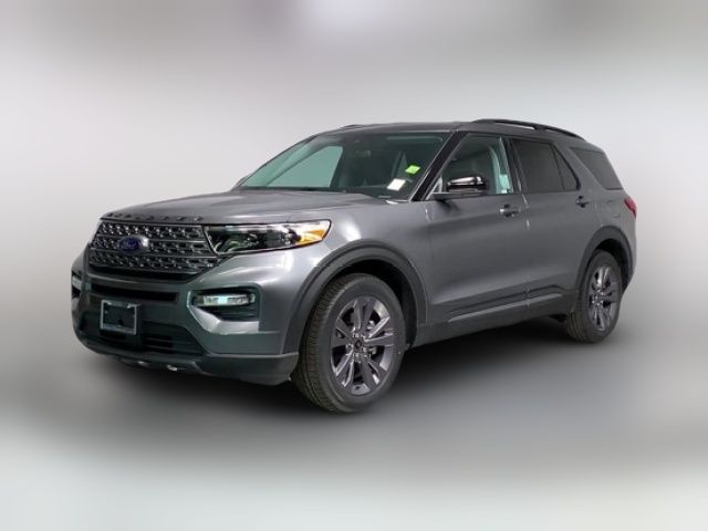 2024 Ford Explorer XLT