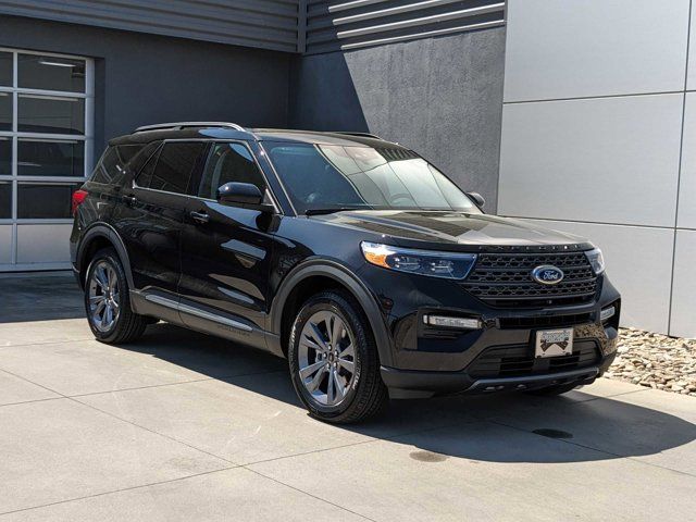 2024 Ford Explorer XLT