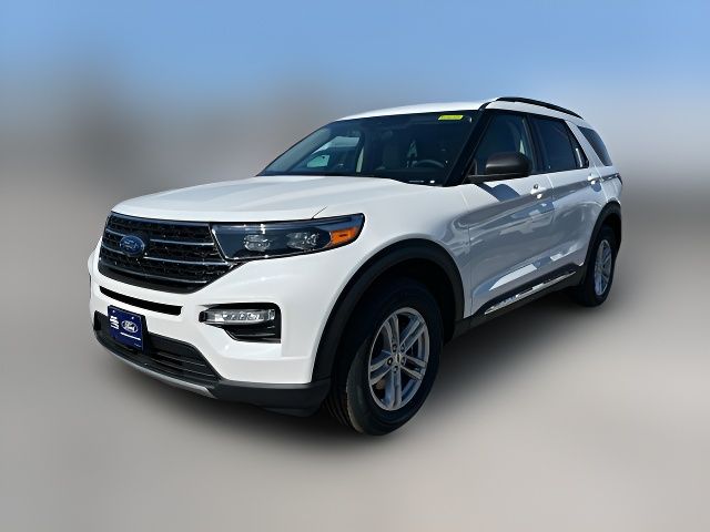 2024 Ford Explorer XLT