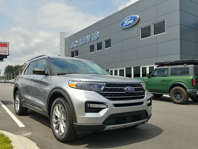 2024 Ford Explorer XLT