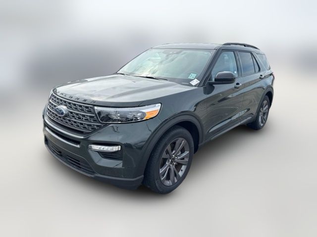 2024 Ford Explorer XLT