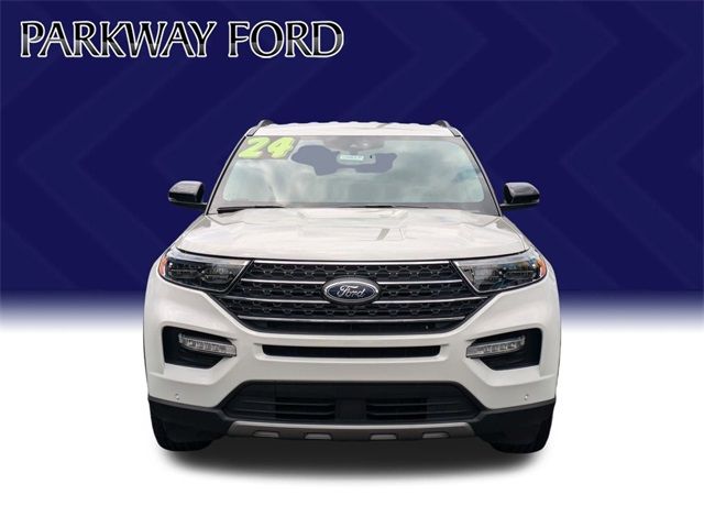 2024 Ford Explorer XLT