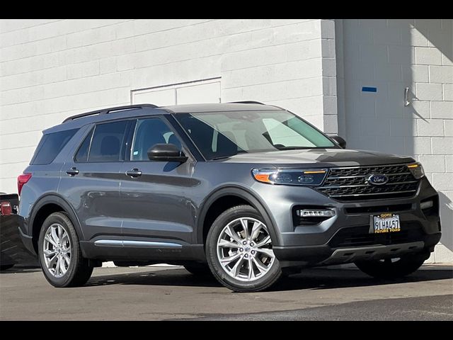 2024 Ford Explorer XLT