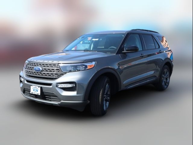 2024 Ford Explorer XLT