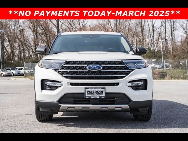 2024 Ford Explorer XLT