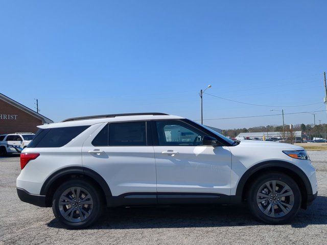 2024 Ford Explorer XLT