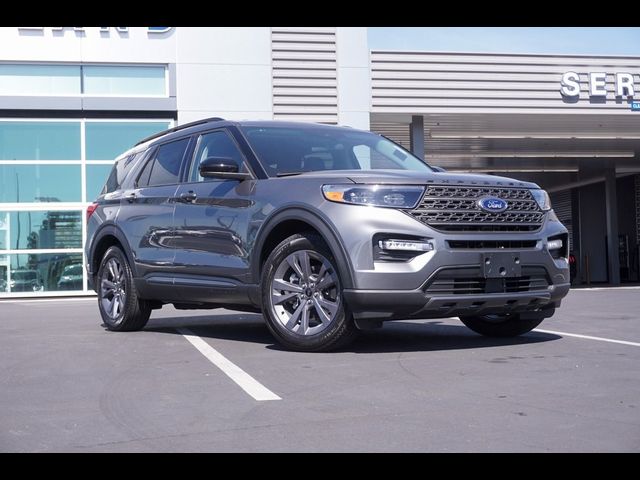 2024 Ford Explorer XLT