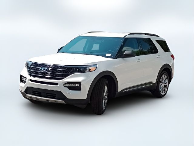 2024 Ford Explorer XLT