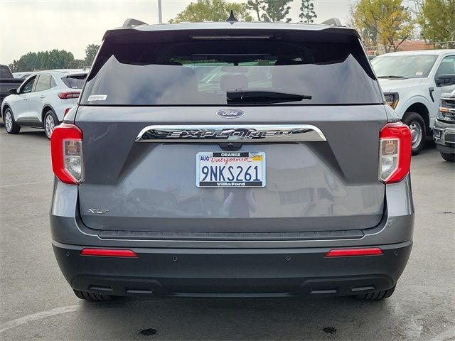 2024 Ford Explorer XLT