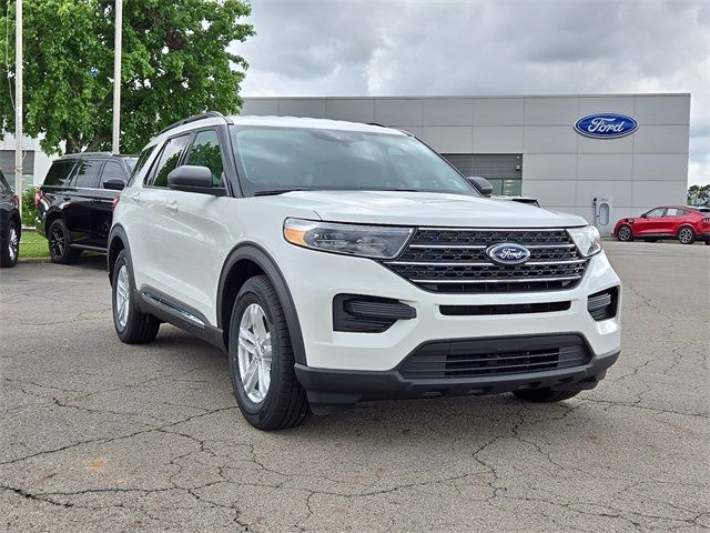 2024 Ford Explorer XLT