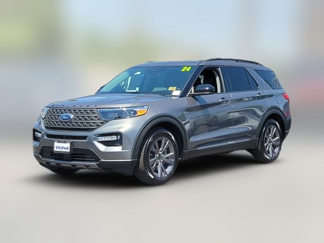 2024 Ford Explorer XLT