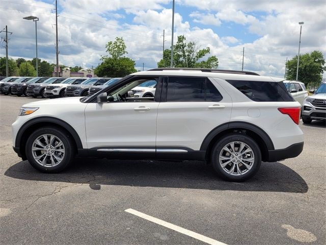 2024 Ford Explorer XLT