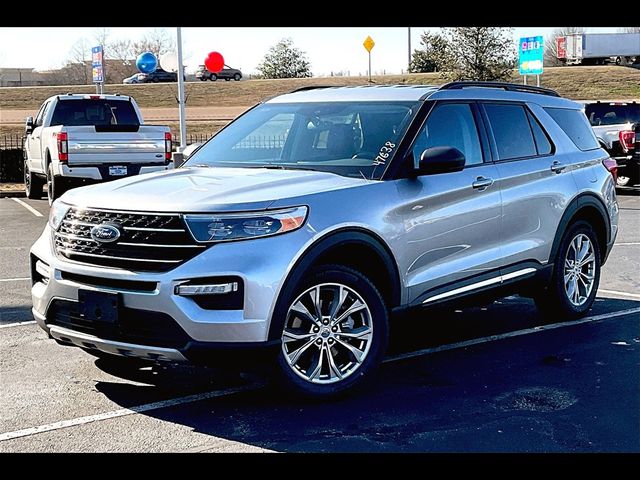 2024 Ford Explorer XLT