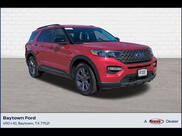 2024 Ford Explorer XLT