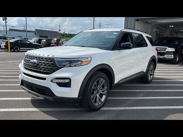 2024 Ford Explorer XLT