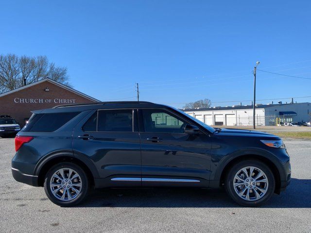 2024 Ford Explorer XLT